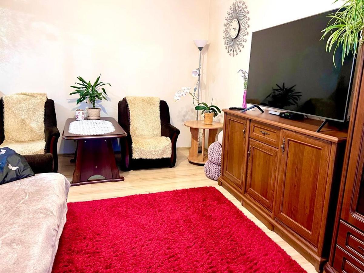 Appartamento Apartament Pod Lipami Giżycko Esterno foto