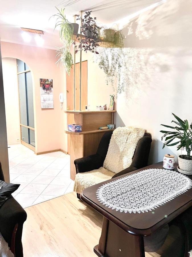 Appartamento Apartament Pod Lipami Giżycko Esterno foto